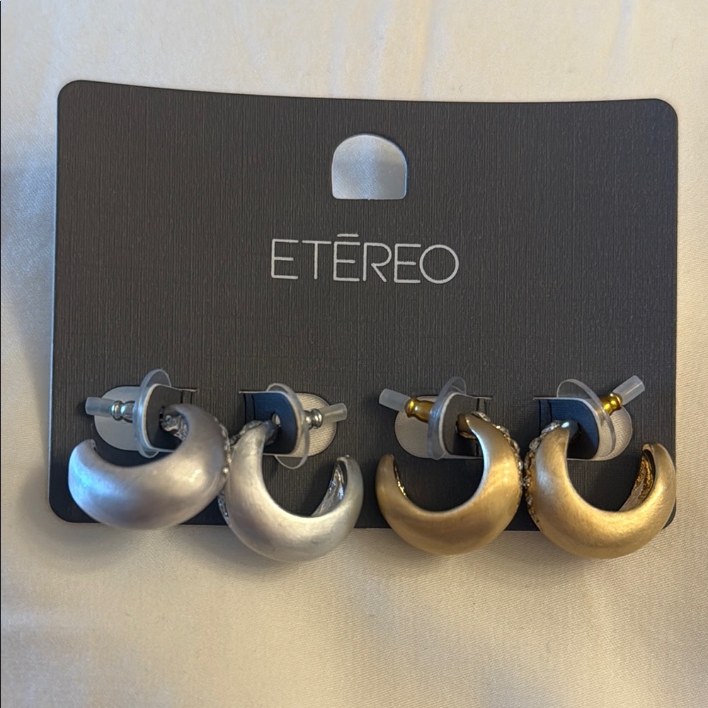 ⭐️NEW ETEREO Silver and Gold Hoop Earring Set With Faux Diamonds